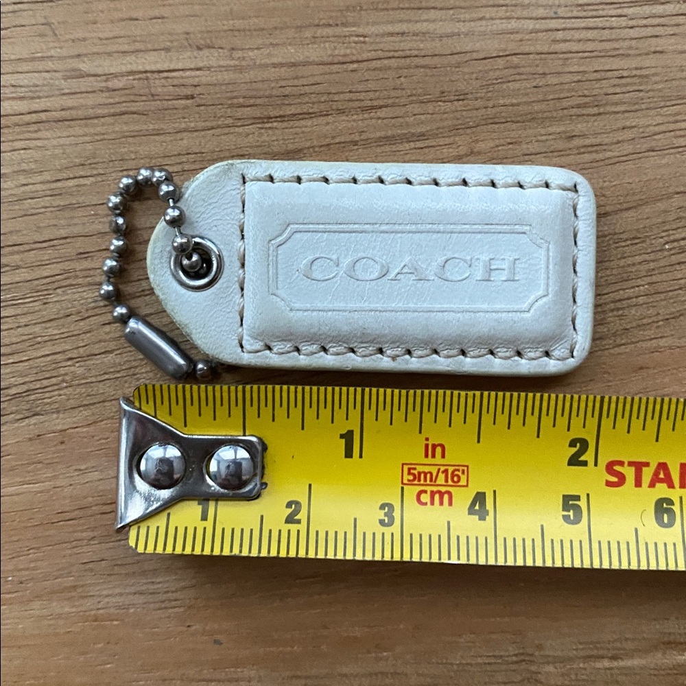 Coach charm white silver tone color in good condition - Picture 4 of 6